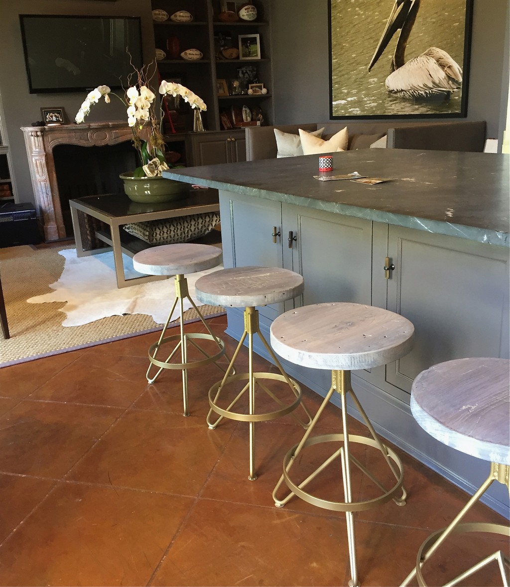 How to Bring a Marble Bar Stool Into Your Interior Design Project