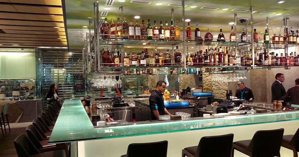 10 unbelievable bar decor ideas by Gensler you must know